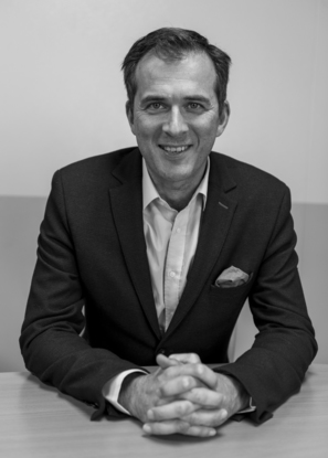 Thomas HENNO Thomas HENNO